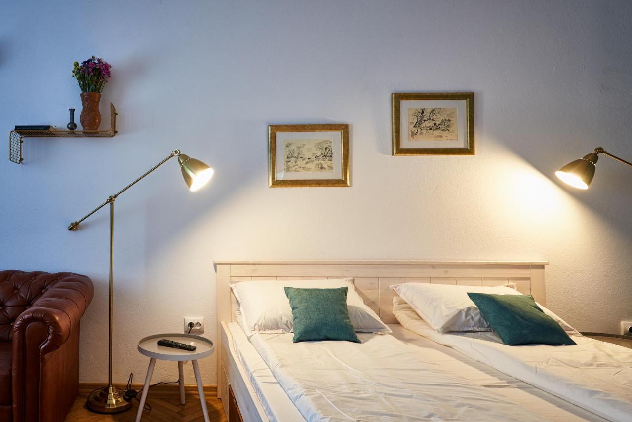 City Escape Apartments Braşov Esterno foto
