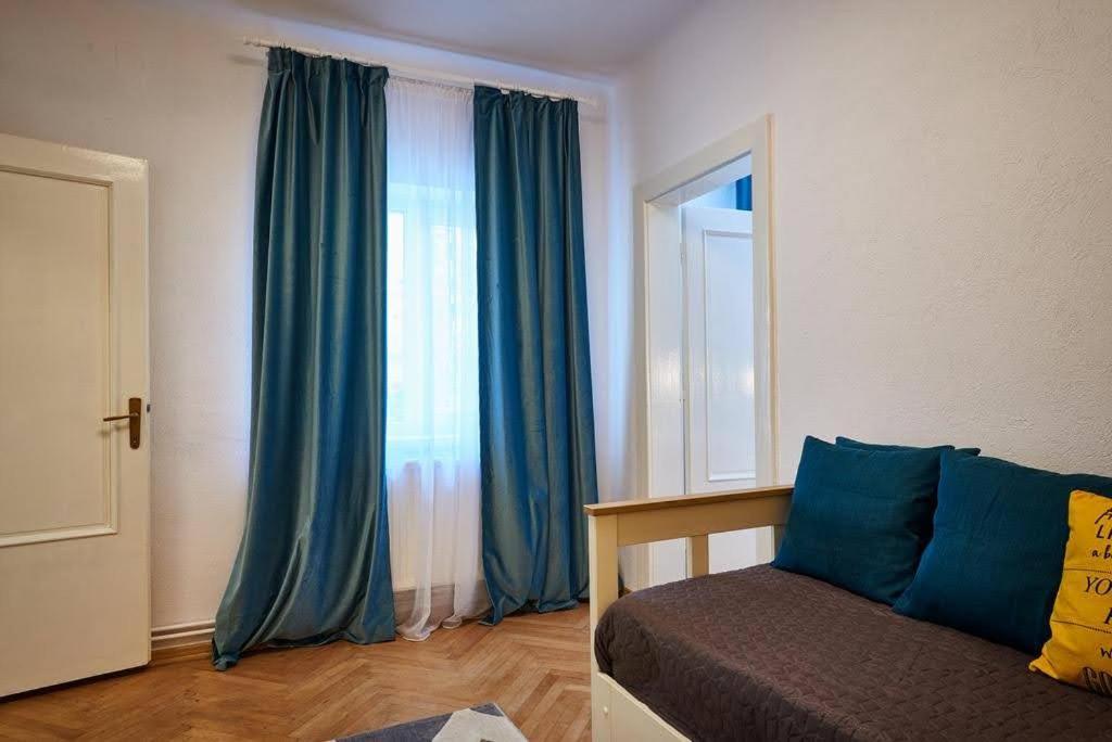 City Escape Apartments Braşov Esterno foto