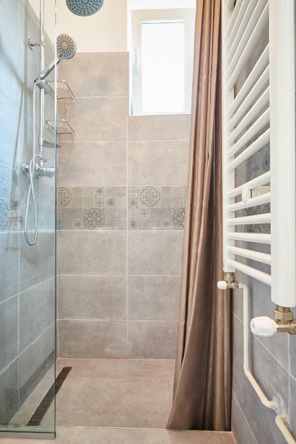 City Escape Apartments Braşov Esterno foto